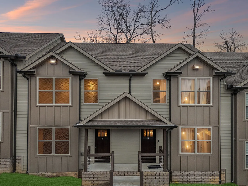 122 W Broad St - Photo 2 of 20