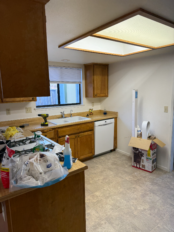 173 E Knotts St - Photo 2 of 4