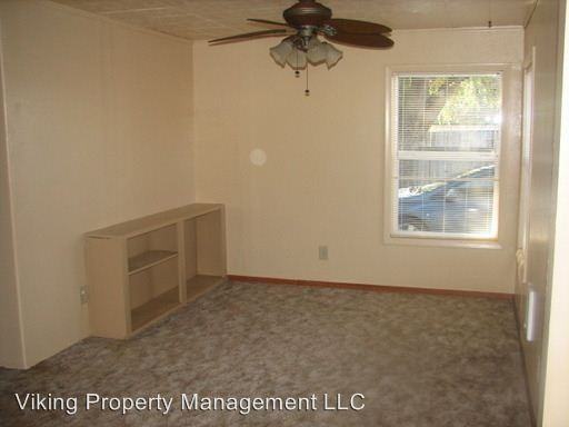 4268 NW Lamonta Rd - Photo 3 of 8