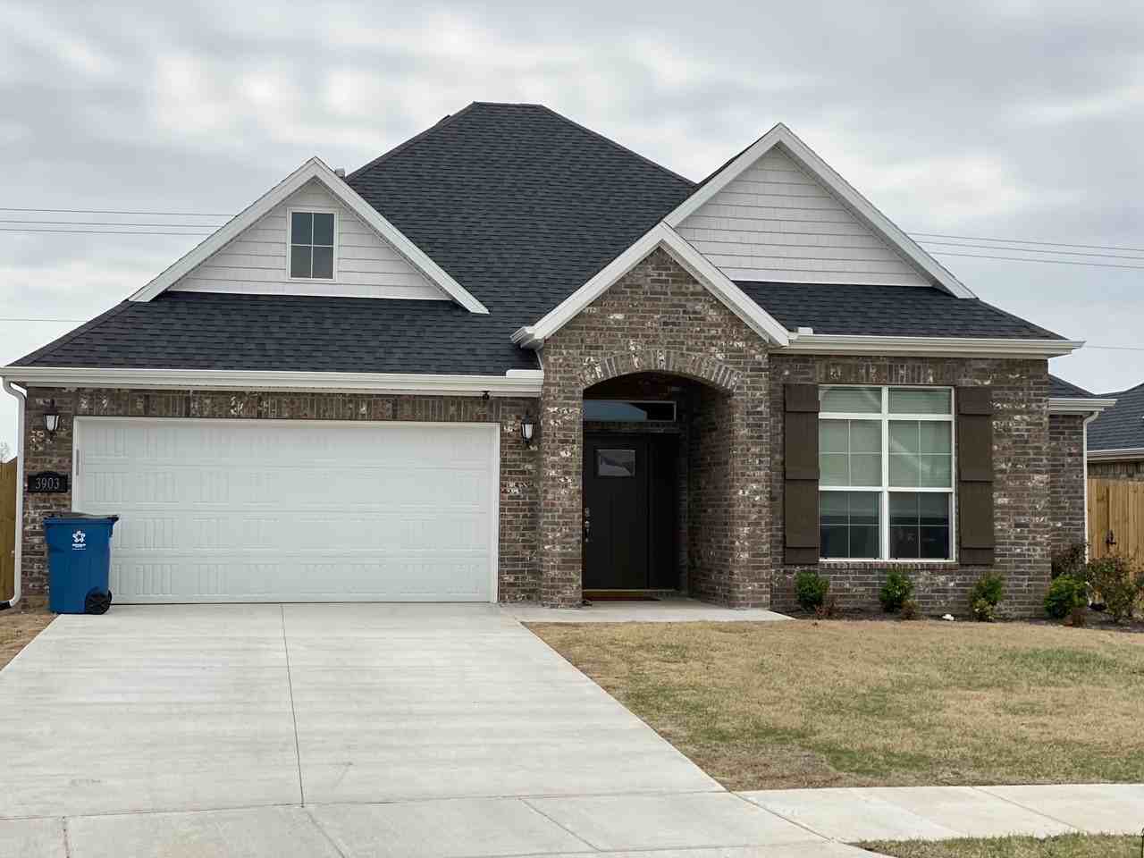 3903 Sw Mistletoe Ave #NA - Photo 2 of 22