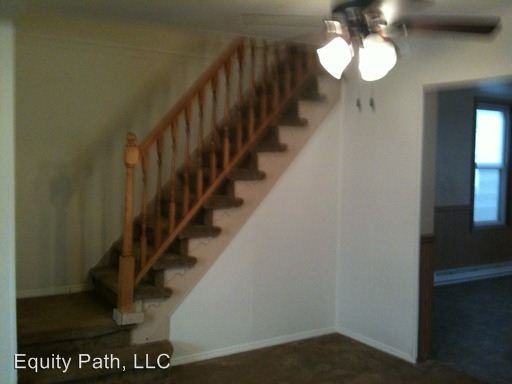 210 S Walnut St - Photo 2 of 20