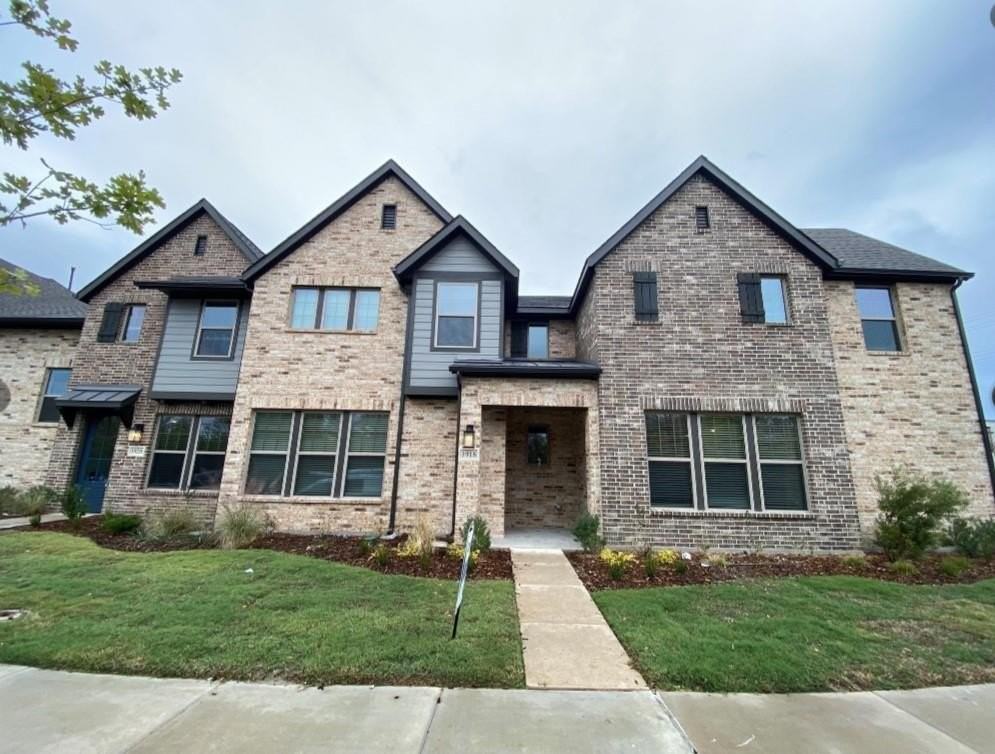 1918 Mcclane Dr - Photo 2 of 31