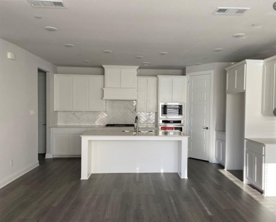 1924 Mcclane Dr - Photo 5 of 18