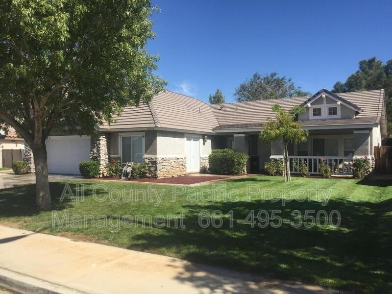 42330 Portland Ln - Photo 2 of 10