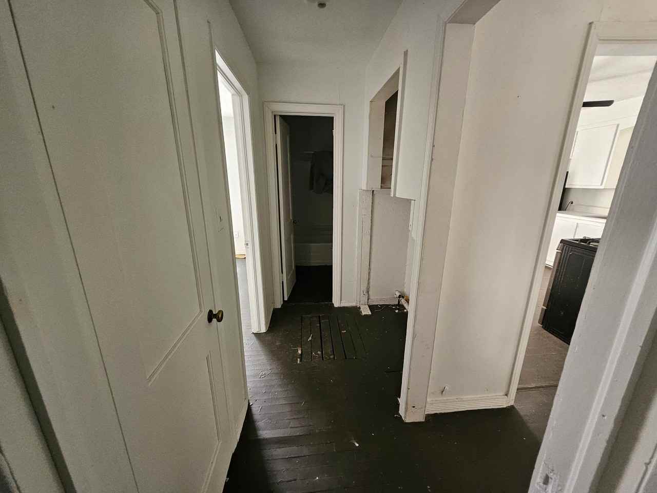 112 W Cedar Ave - Photo 2 of 19