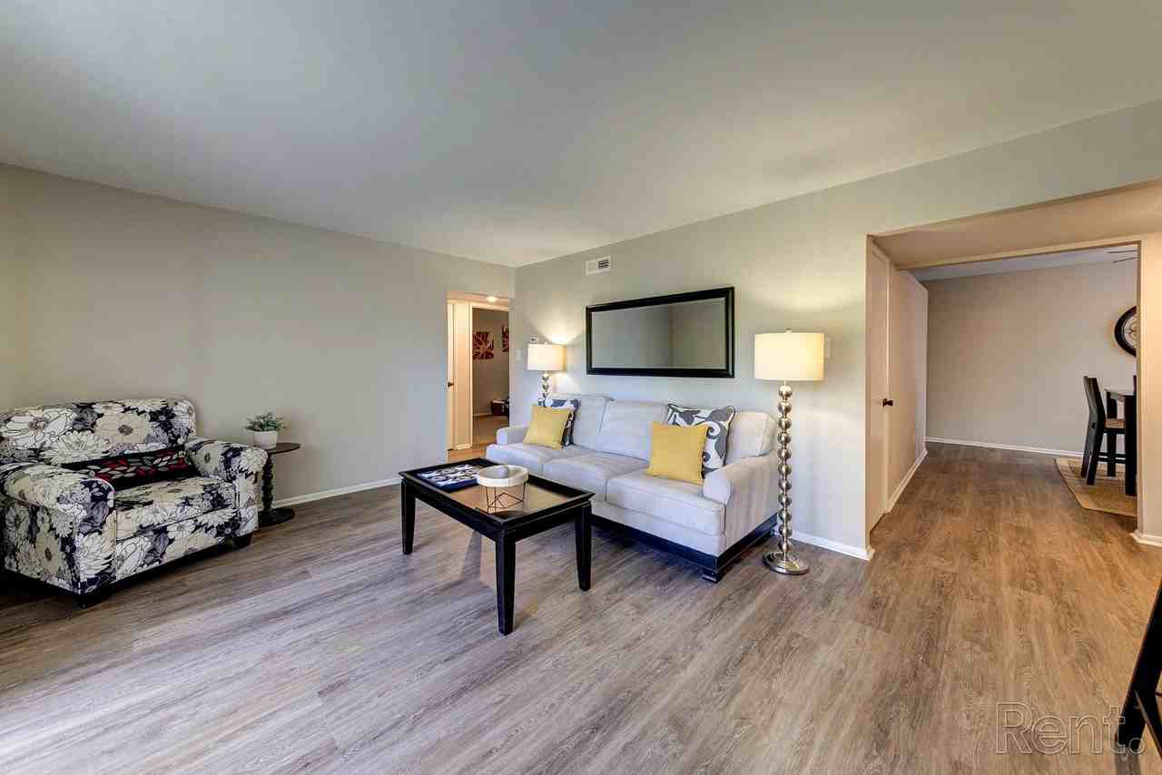 Cherry Creek Apartments - Photo 3 of 40