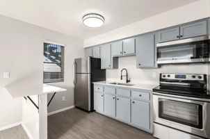 featured image of 1448 E Cinnabar Ave