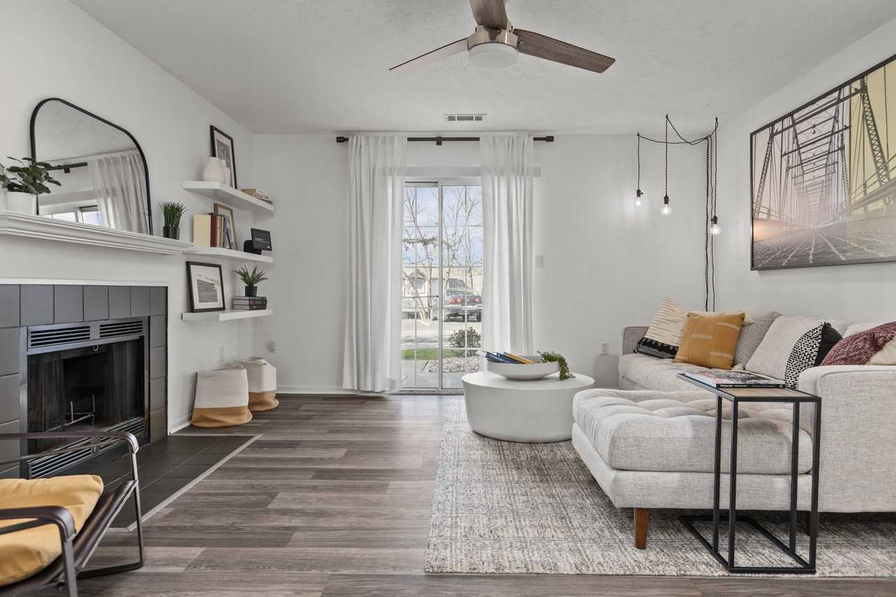 Eagle Ridge Apartments - Photo 3 of 37