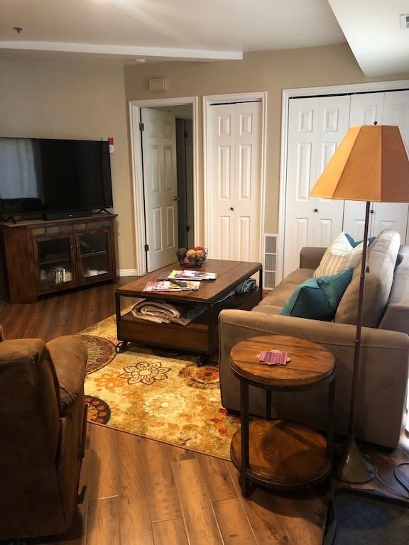 1415 Park Ave #101 - Photo 2 of 20