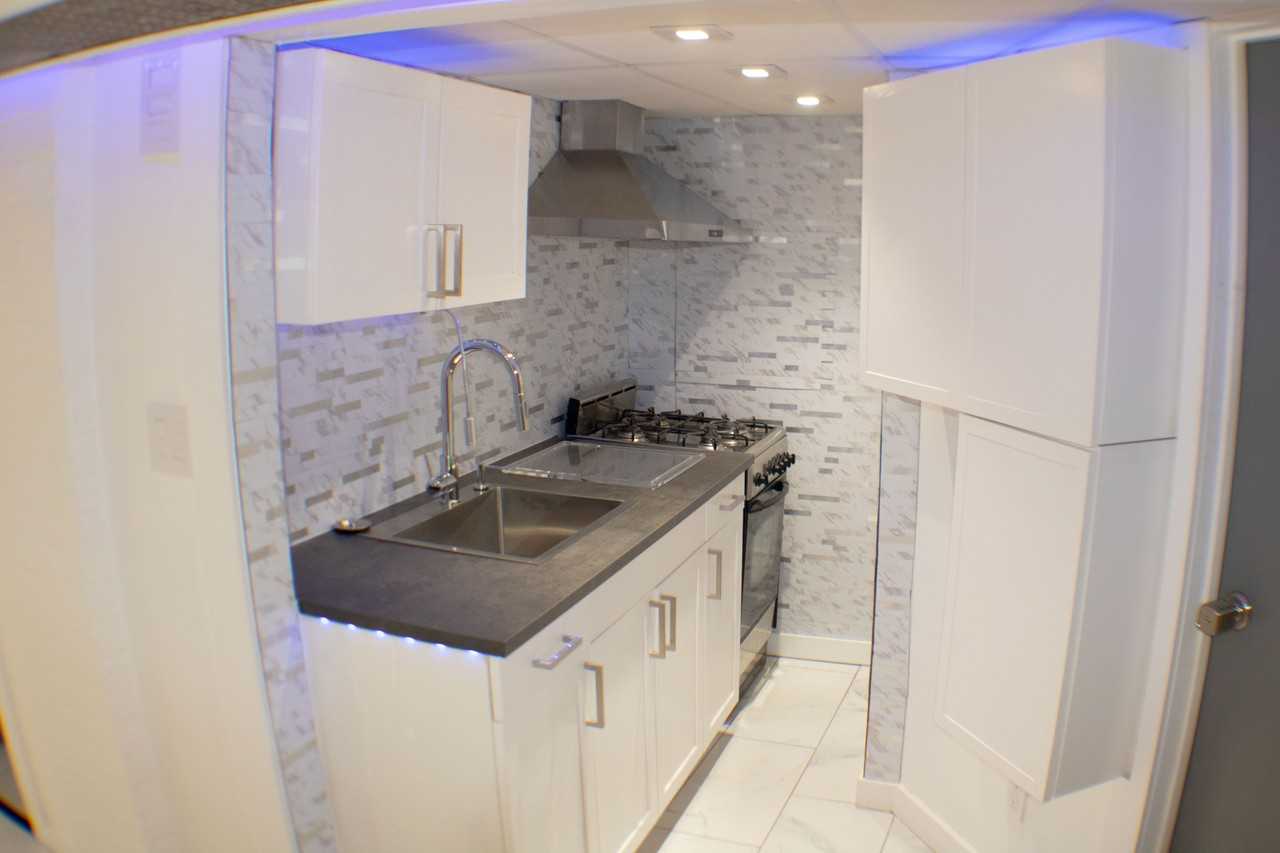 Private Room in Shared Apartment with 1 male - Photo 4 of 10