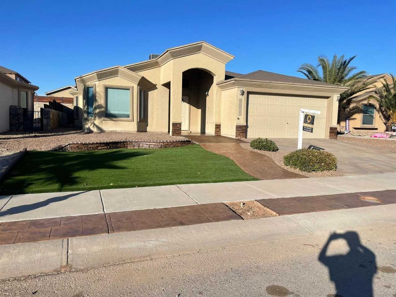 14317 Woods Point Ave - Photo 3 of 18