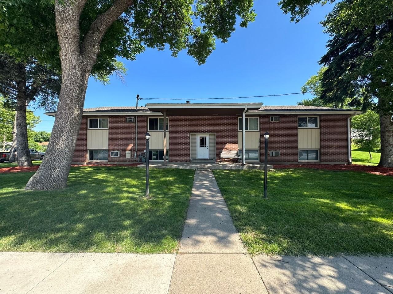 Eveningside Apartments - Photo 2 of 15