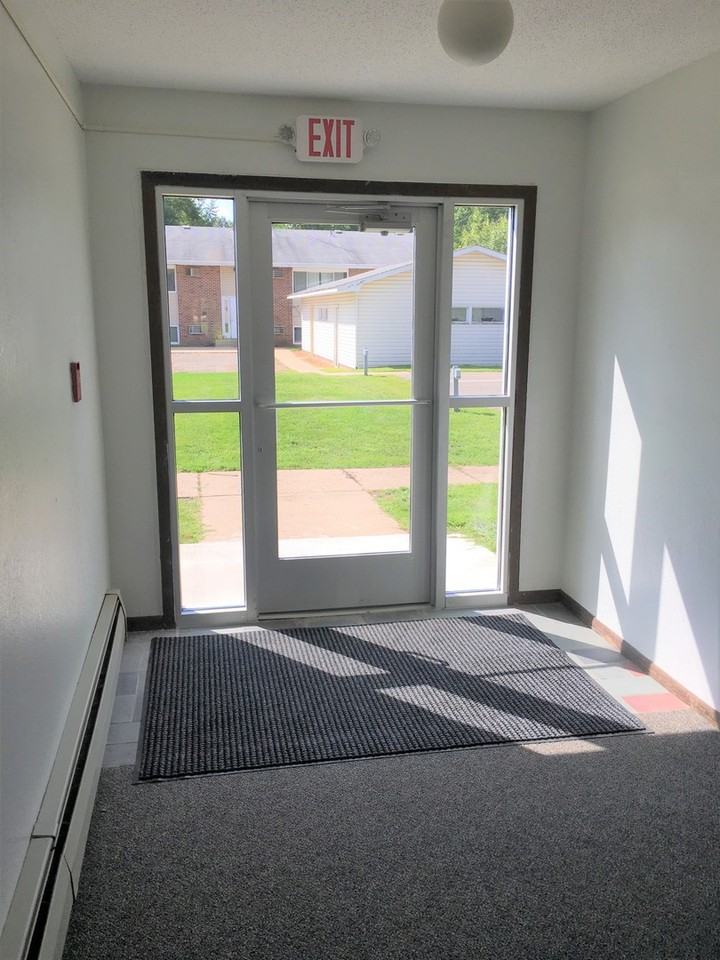 Eveningside Apartments - Photo 5 of 15