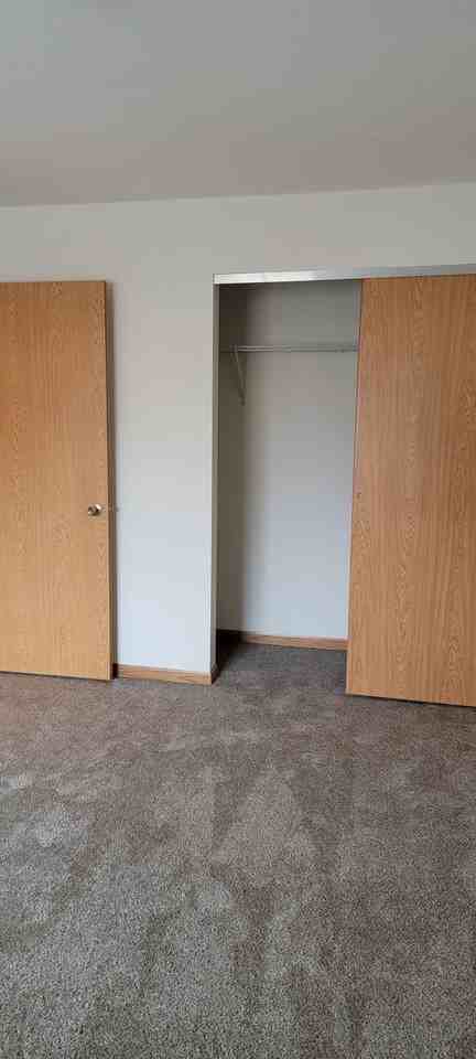 218 21st St Nw #18 - Photo 6 of 12