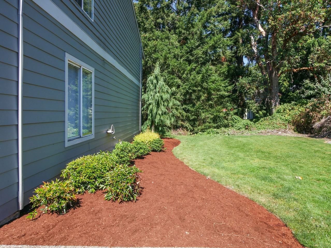 Madrona Park - Photo 2 of 12