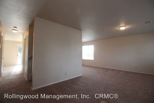 3305 Clint Ct - Photo 3 of 27