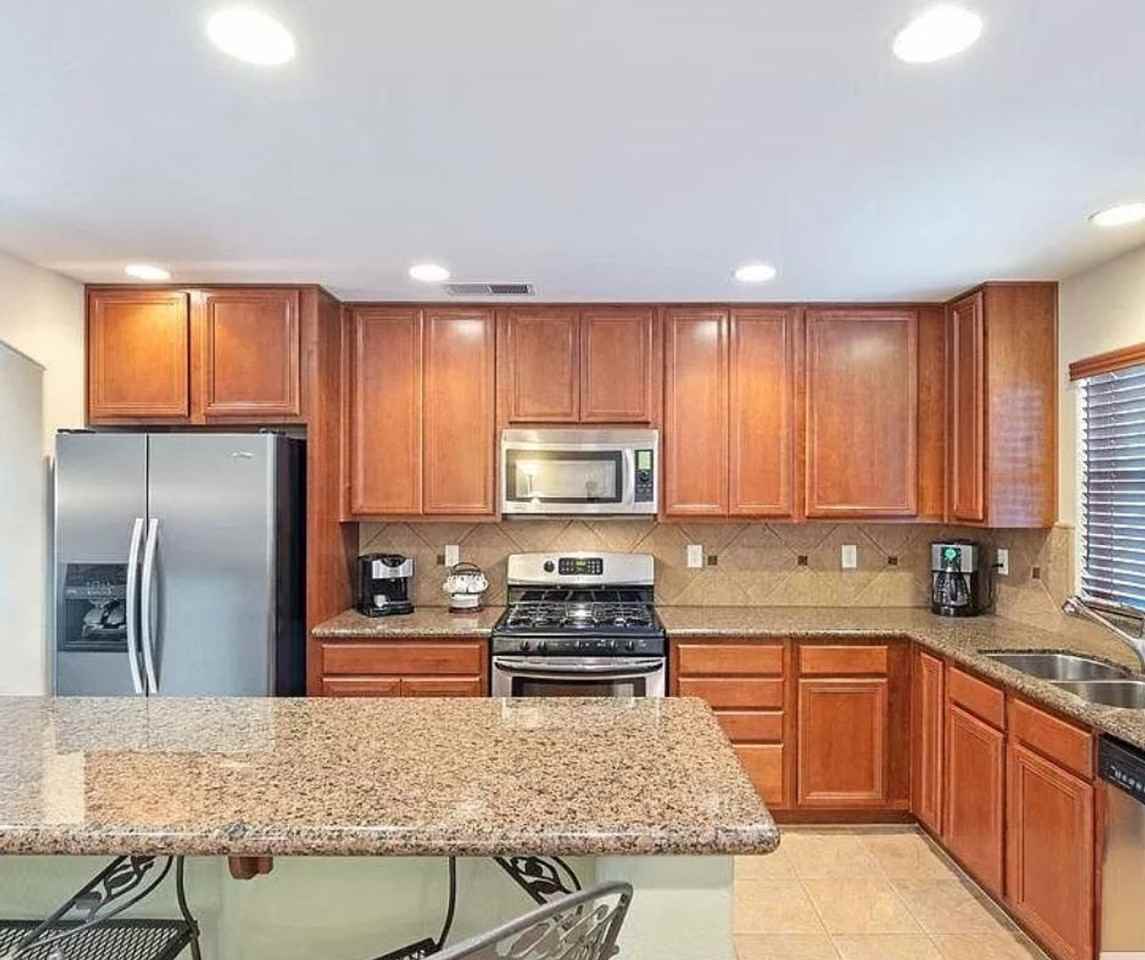 7686 Pebblestone Way - Photo 3 of 5