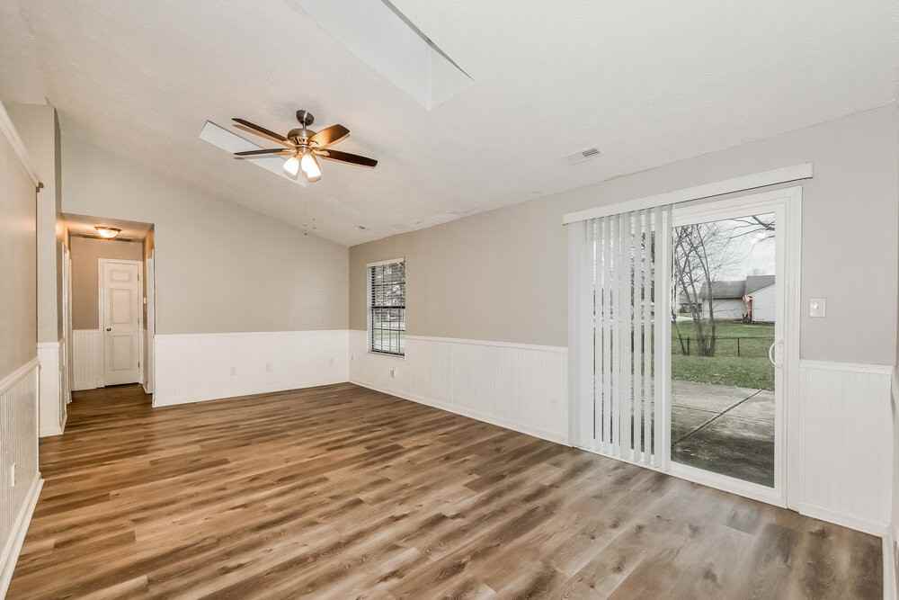 6210 Carrie Cir - Photo 5 of 15