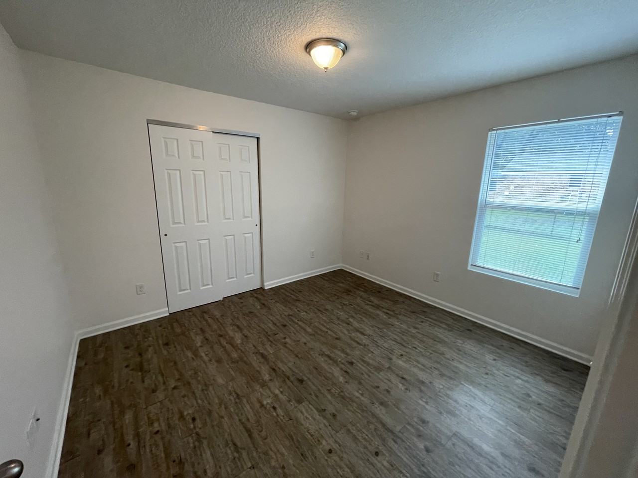 2335 Johnson Avenue - Photo 2 of 20