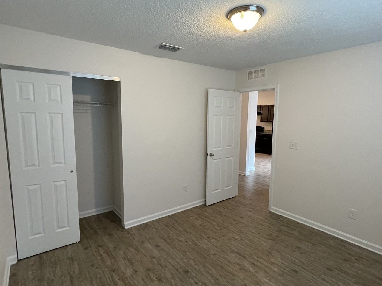 2335 Johnson Avenue - Photo 3 of 20