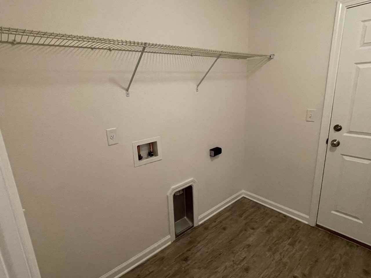 2335 Johnson Avenue - Photo 5 of 20