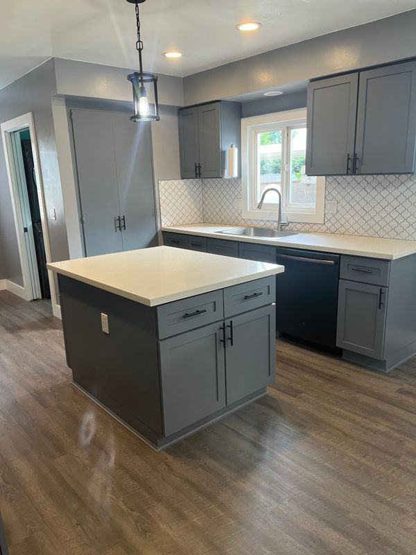 606 N Eileen Ave - Photo 3 of 20