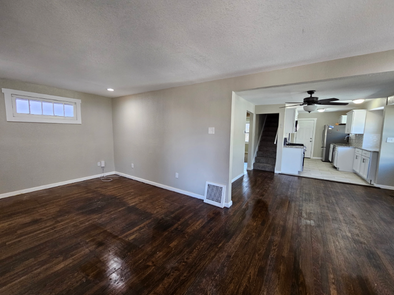 6630 Olive St - Photo 2 of 25
