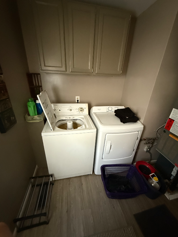 628 Lenawee St - Photo 6 of 8