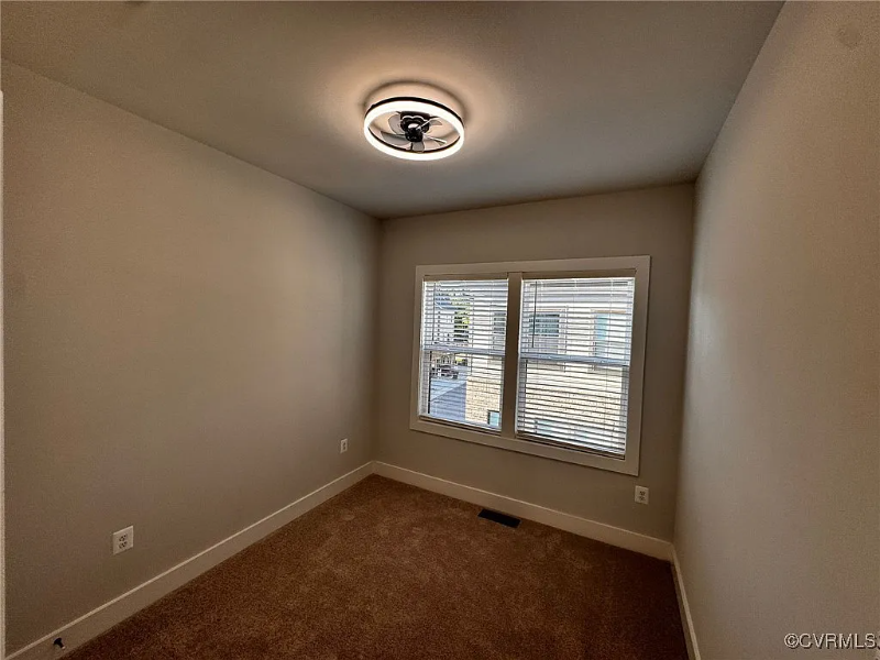 10137 Blue Wing Ln - Photo 3 of 12