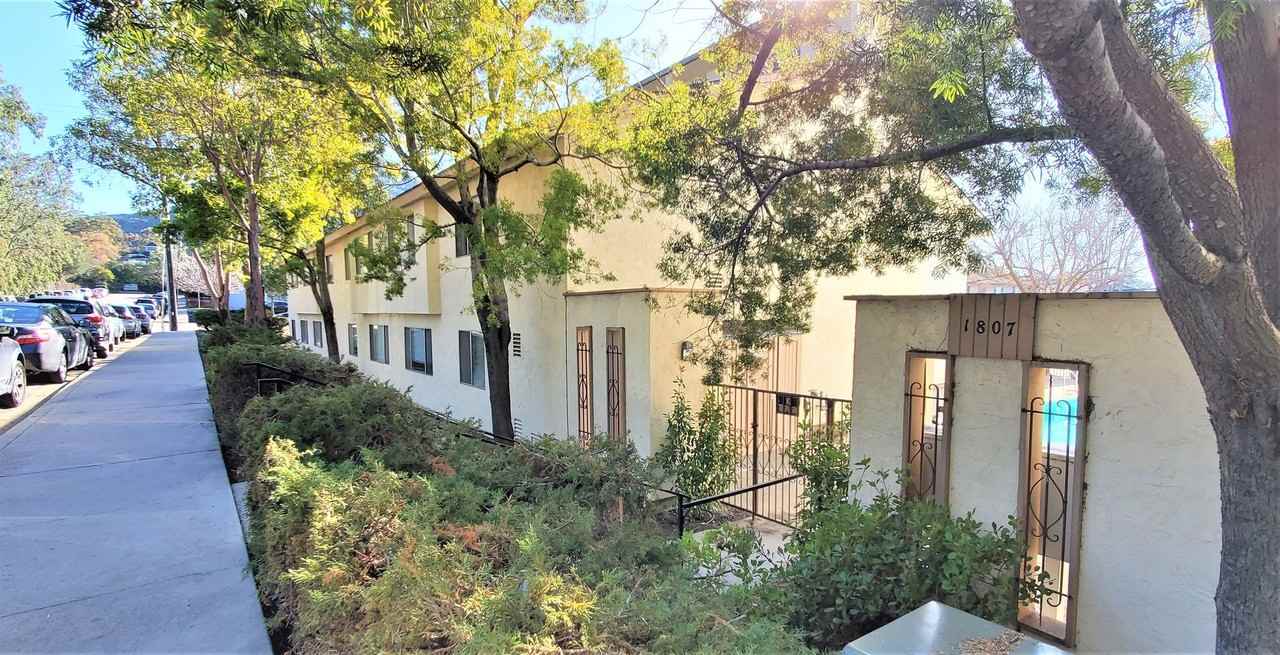 0175 1807 Abbott - Photo 2 of 12