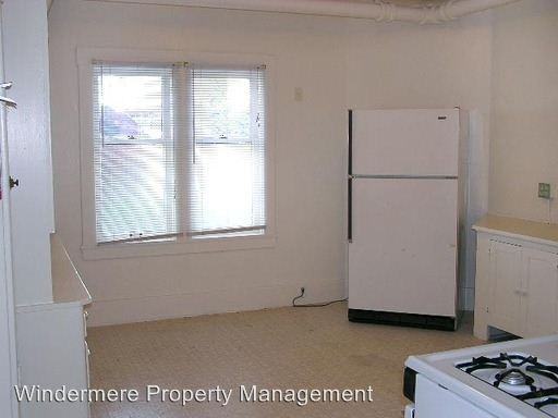 1230 Billy Frank Jr. Street Stephen Court Apartments in Lettered