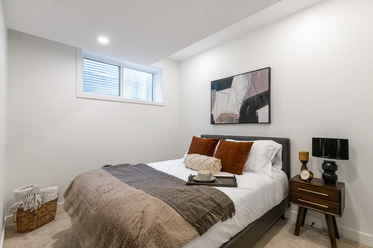 7816 104 Ave Nw Bsmt 3 #BS3 - Photo 2 of 17