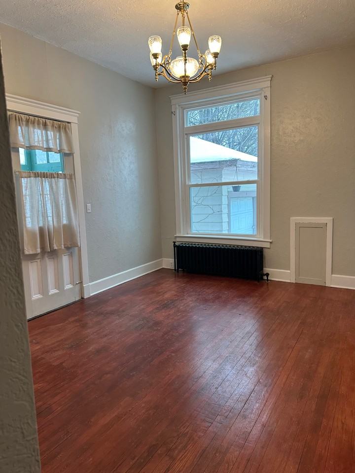 157 W 3rd St #3 - Photo 5 of 12