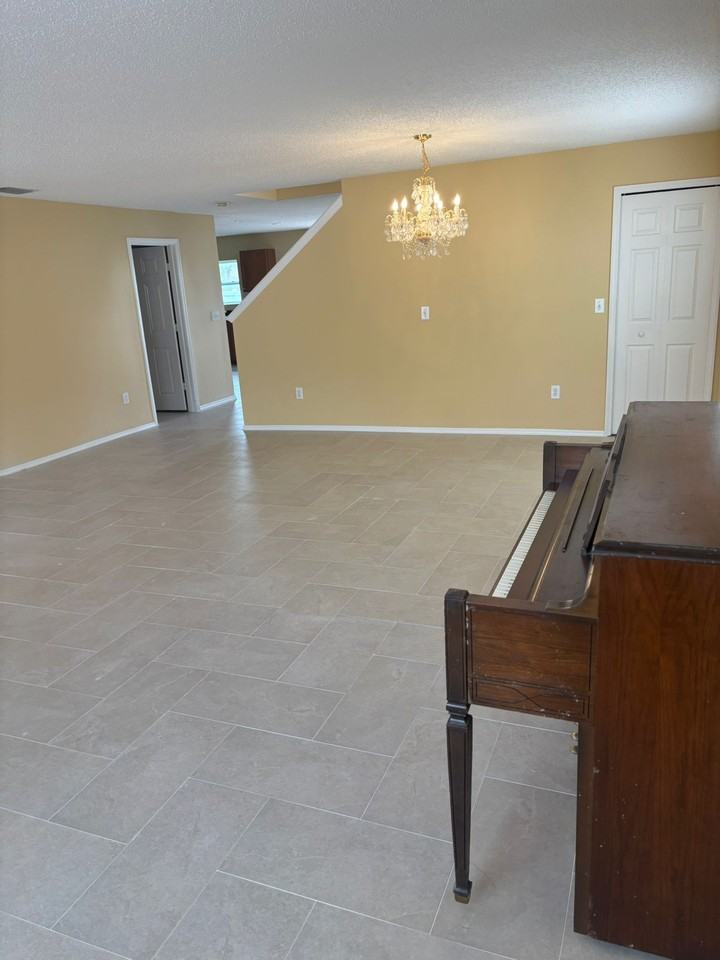 2102 Stoneview Rd #NA - Photo 6 of 30