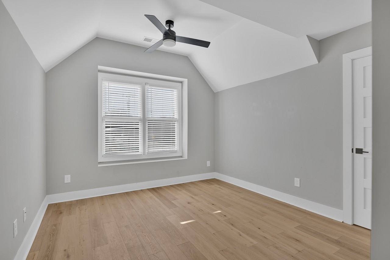 368A Glenrose Ave #NA - Photo 6 of 31