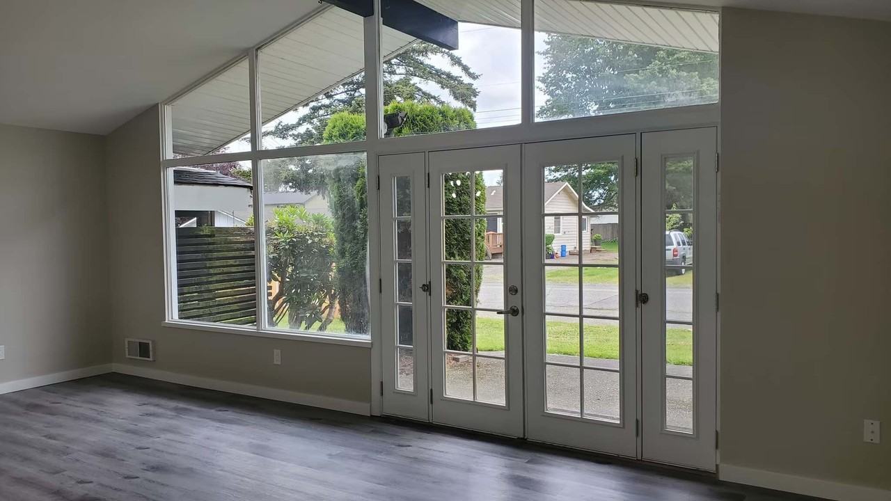 4900 74th Pl Ne #6 - Photo 2 of 16