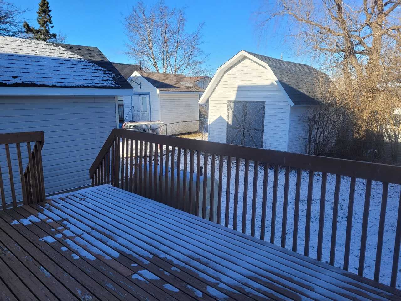 165 Amaranth Cres #1 - Photo 7 of 35