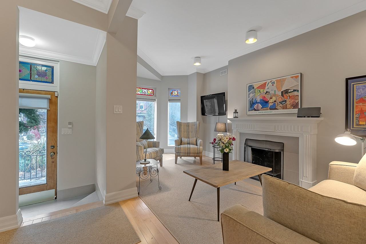 47 Howland Avenue #1 - Photo 3 of 41