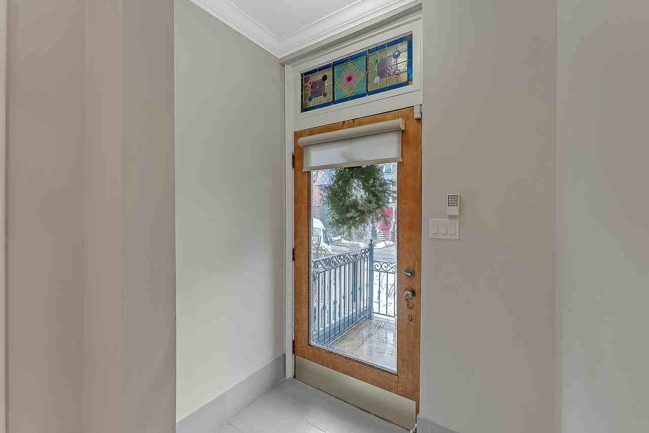 47 Howland Avenue #1 - Photo 6 of 41