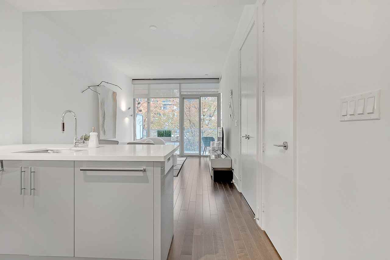 39 Queens Quay E #1 - Photo 4 of 23