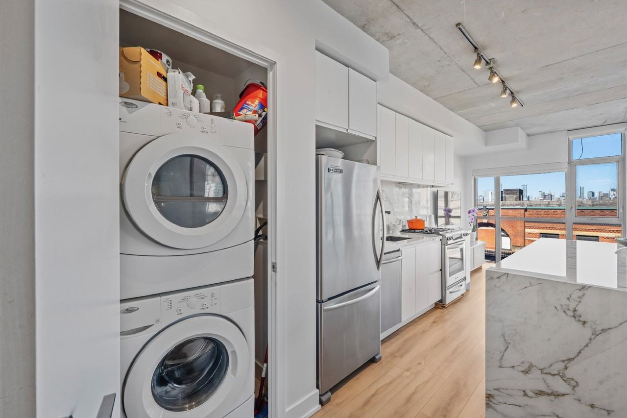 2 Gladstone Avenue #606 - Photo 5 of 24