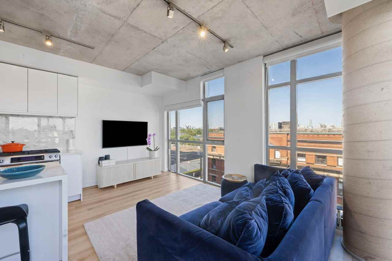 2 Gladstone Avenue #606 - Photo 6 of 24