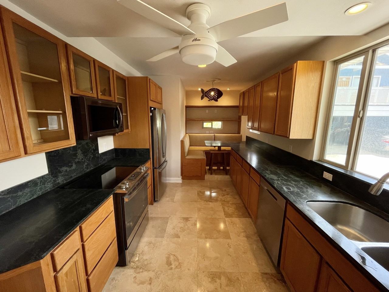 25-3 Alala Road - Photo 2 of 28