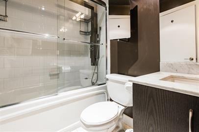 18 Yorkville 2106 - Photo 3 of 15