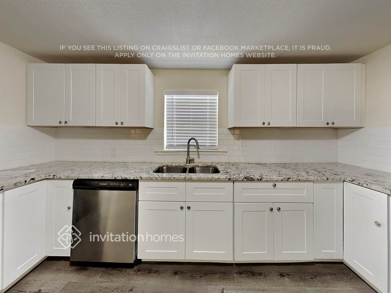 5728 Kilpatrick Ave - Photo 5 of 18