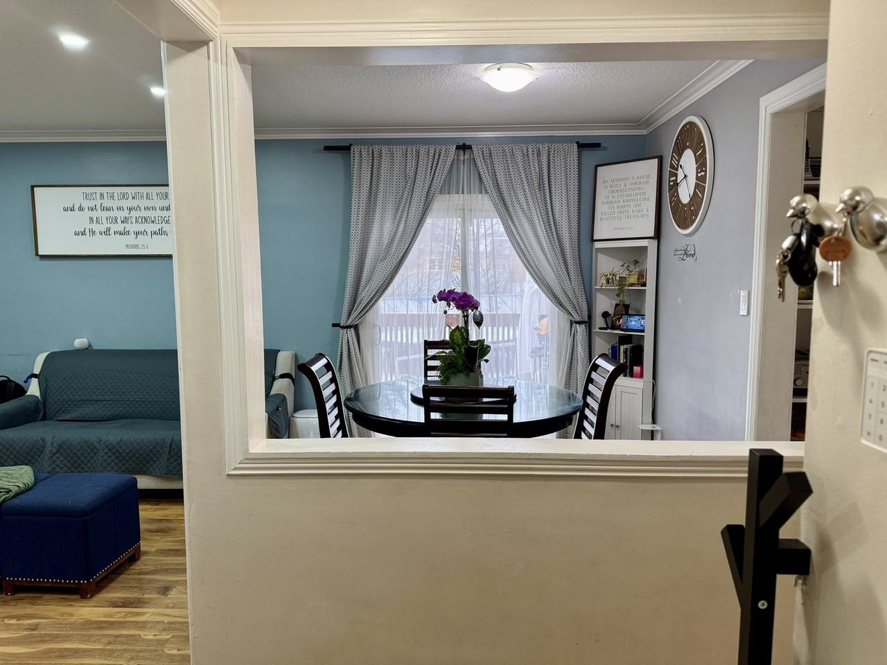 34 Avondale Blvd - Photo 2 of 12