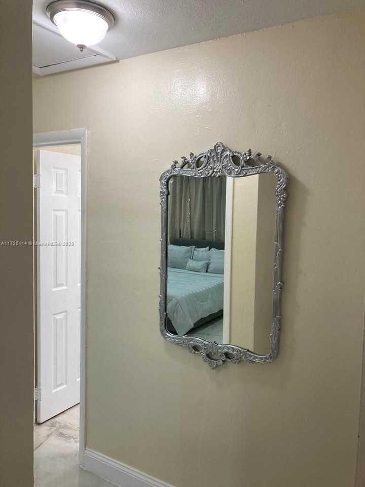 457 Ne 140th St #1 - Photo 5 of 5