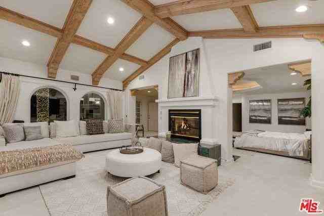 1100 Stradella Rd - Photo 3 of 8