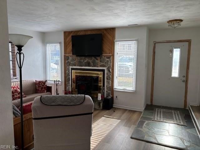 3701 Radford Cir - Photo 3 of 20