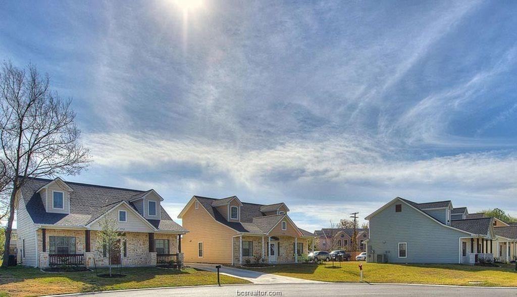 1712 Boardwalk Court ##A